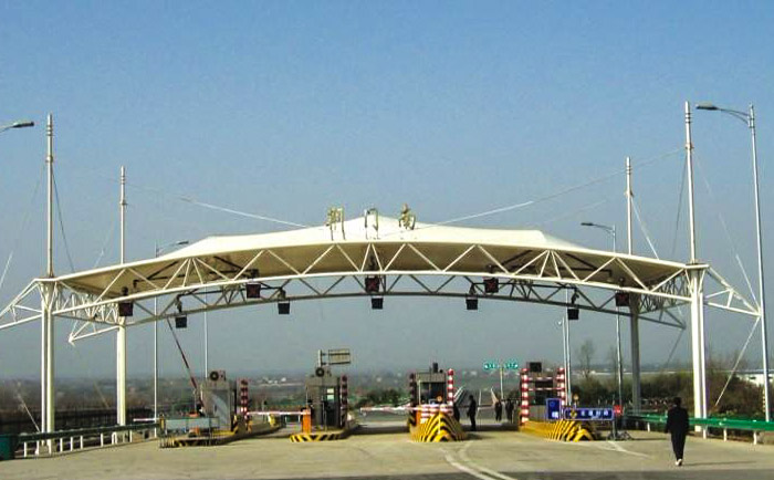 高速公路荆门南站张拉膜结构工程